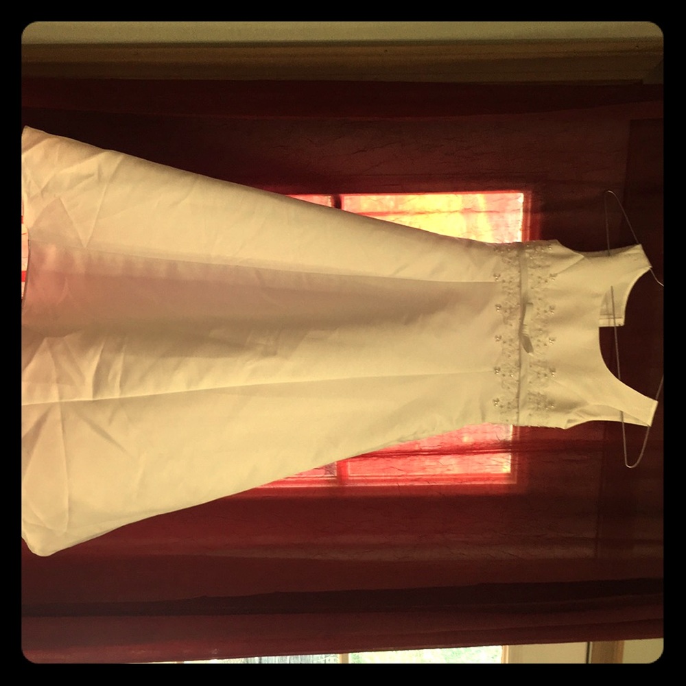 Girls sz 6 white dress